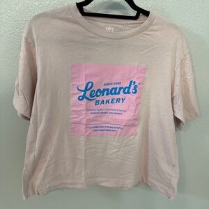 Uniqlo Hawaii Leonard’s Bakery Cropped Tee Shirt - Size M